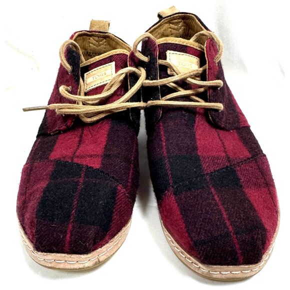 TOMS Red Black Plaid Ladies SZ 9 Bota Desert Boots Ankle Chukka Booties - Picture 2 of 10